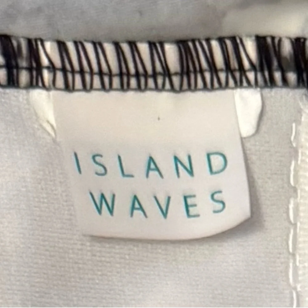 Women’s Island Waves Camouflage Tankini Top - Picture 5 of 5